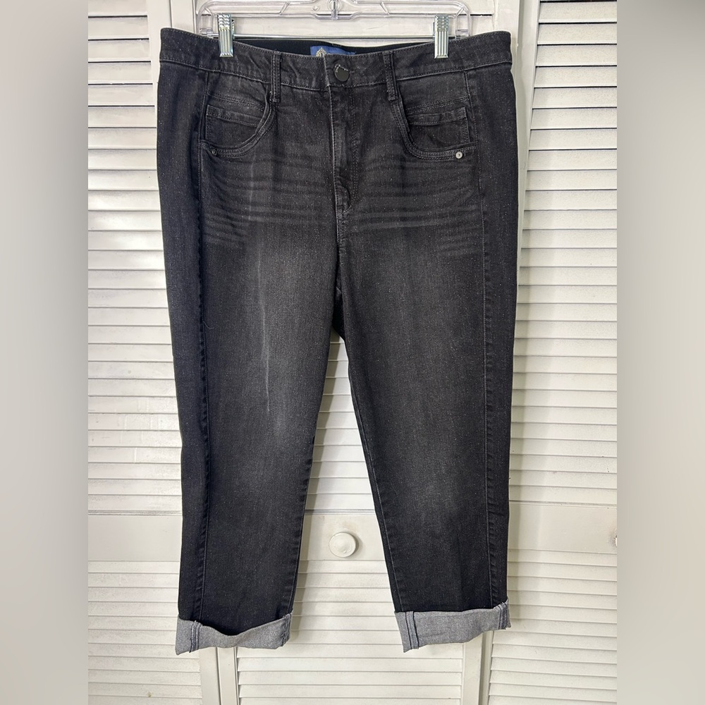 Democracy Black Shimmer Cuff Capri Jeans Size 14
